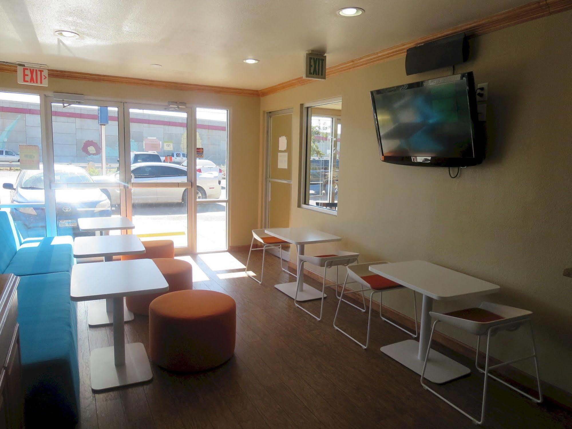 Howard Johnson By Wyndham Tx Motel 2*