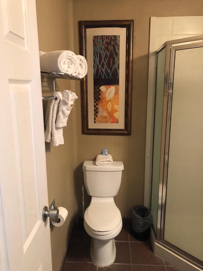 Motel Howard Johnson By Wyndham Tx 2*